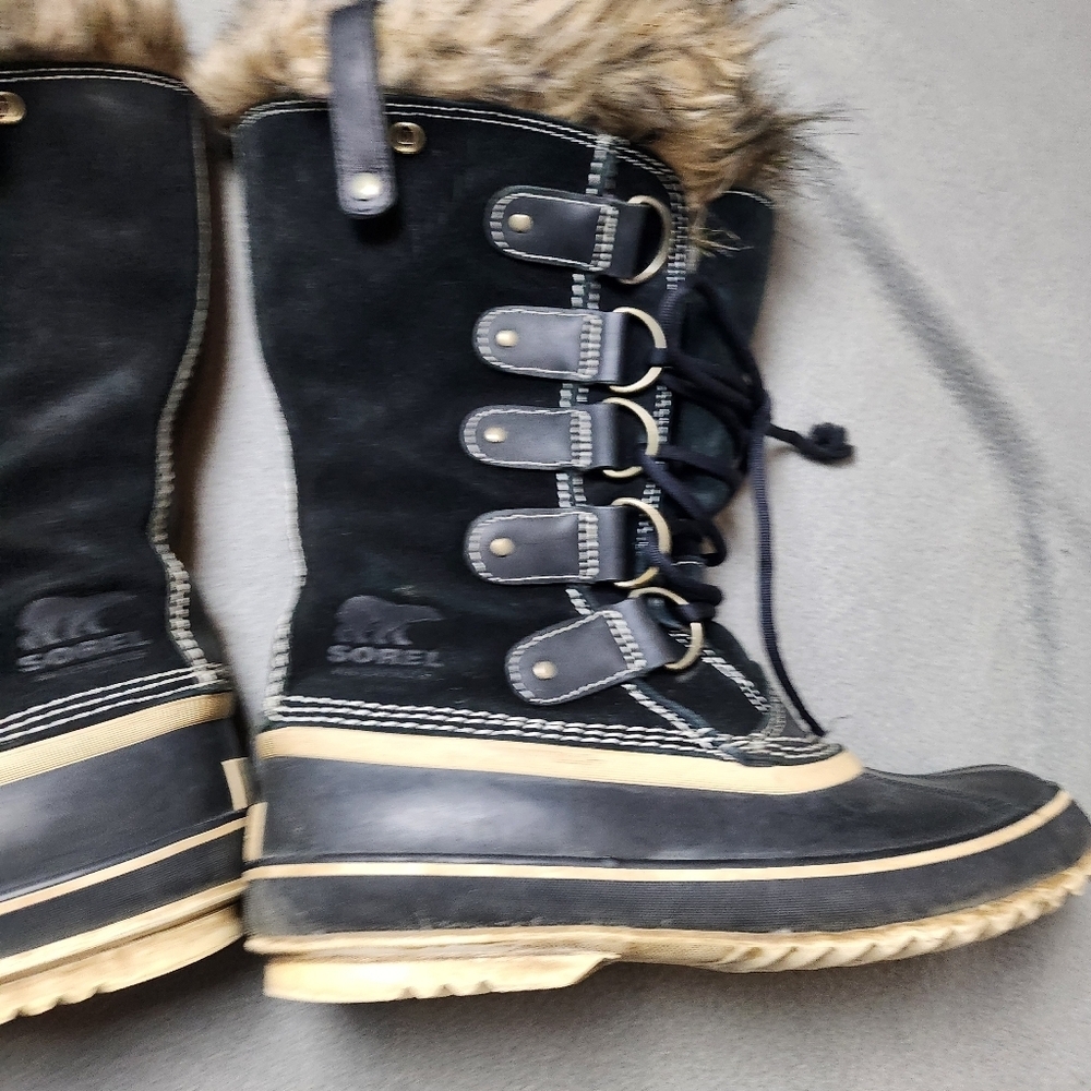 Sorel Joan of Artic Boot - winter boot cold weather snow boot - Size 9 - Picture 3 of 16